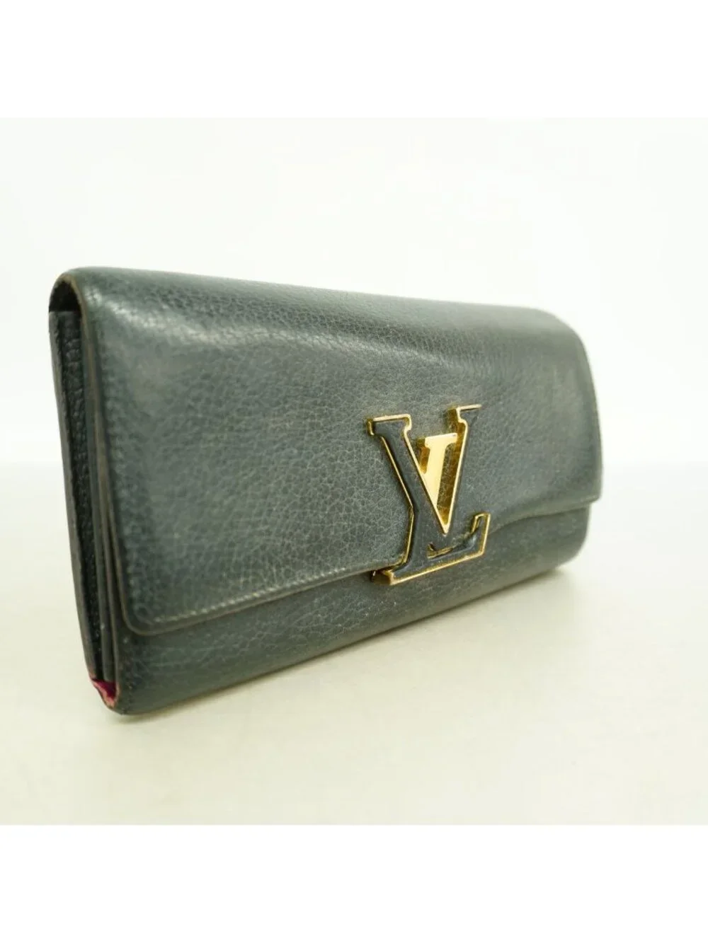 Louis Vuitton Wallet Taurillon Portefeuille Capucines Noir